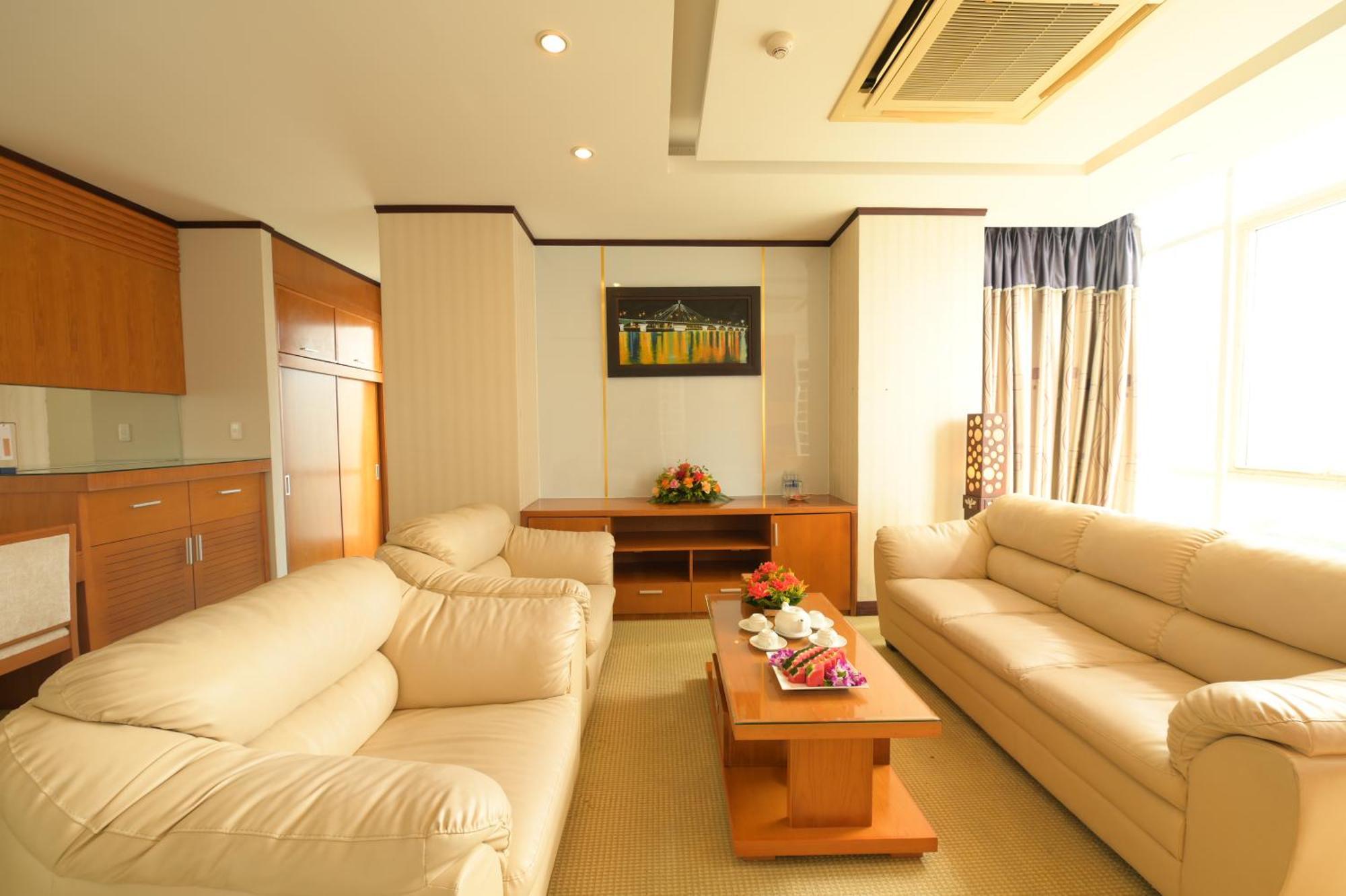 Danang Petro Hotel Exterior photo