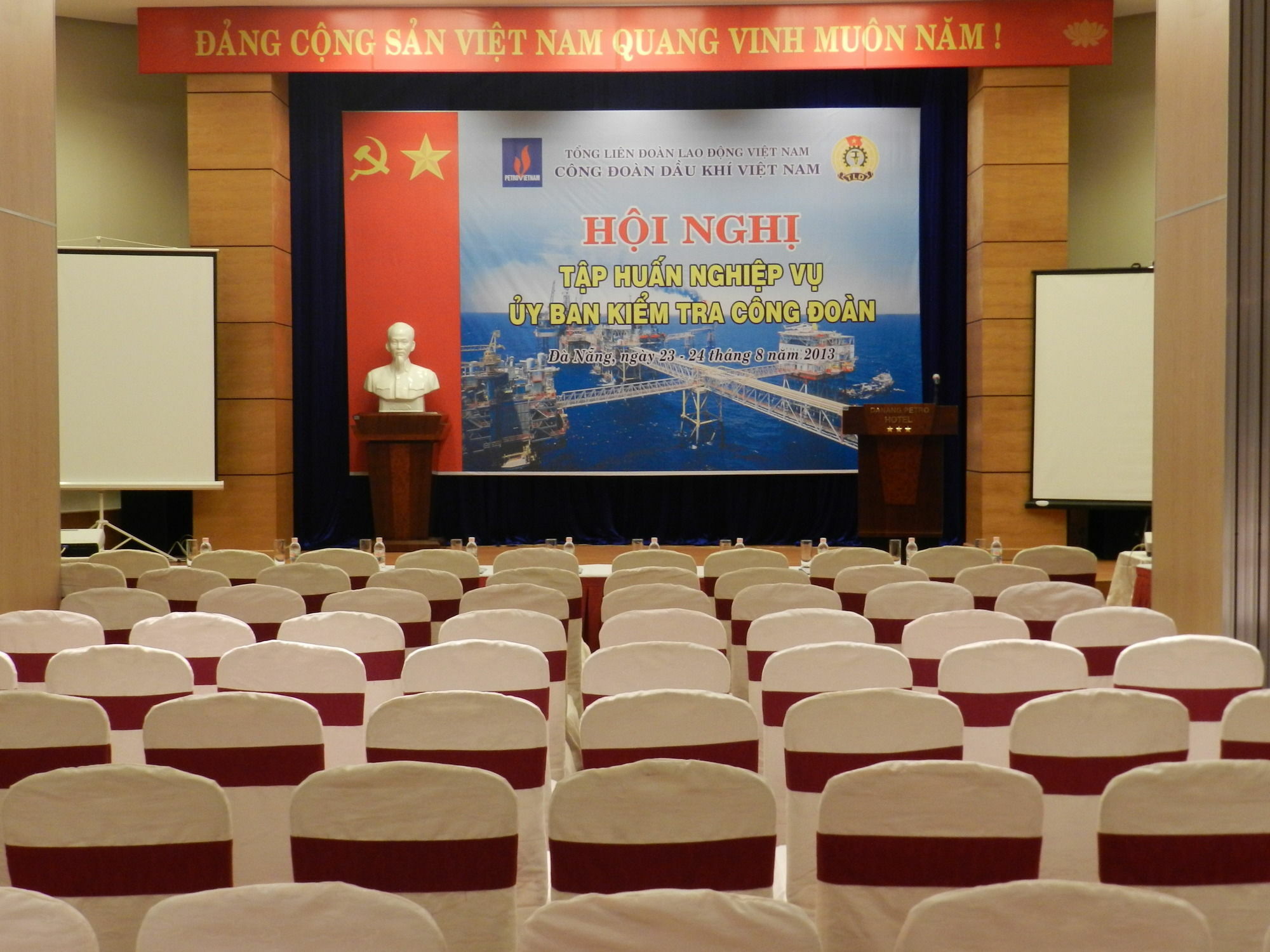 Danang Petro Hotel Exterior photo